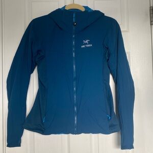 Arc’teryx Atom LT Insulated Hoodie